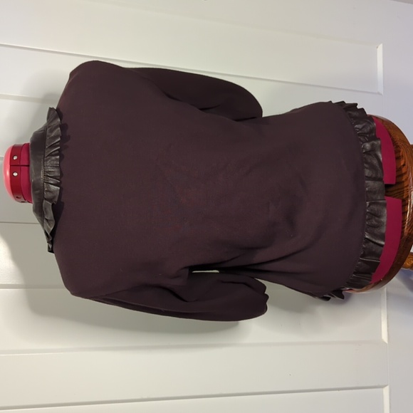 Vintage Faux leather and knit sweater size Medium - Picture 4 of 8